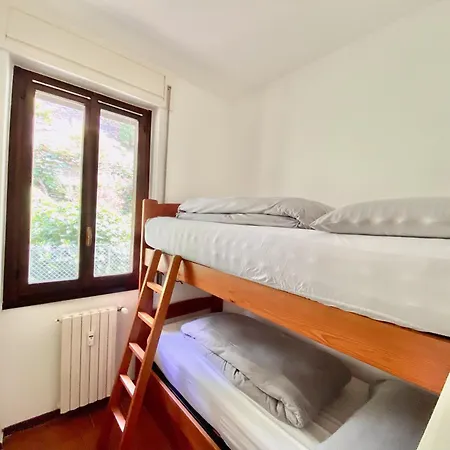 Lube Apartment *